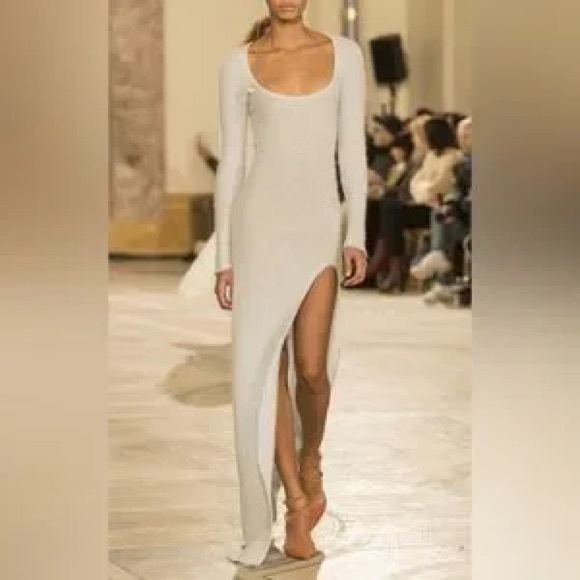 ⏱️24 HR SALE⏱️ Jacquemus Knit Maxi Dress - Picture 8 of 8